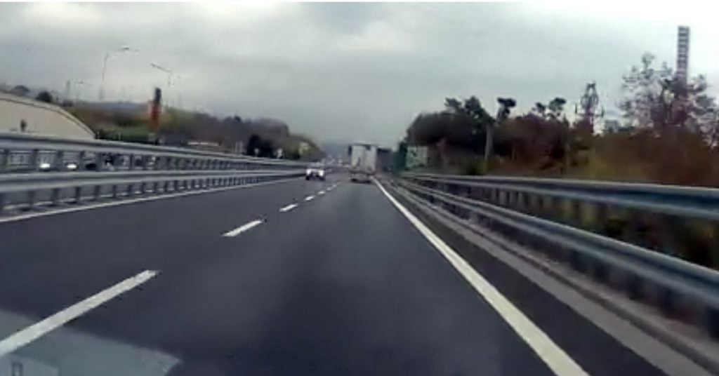 autostrada contromano