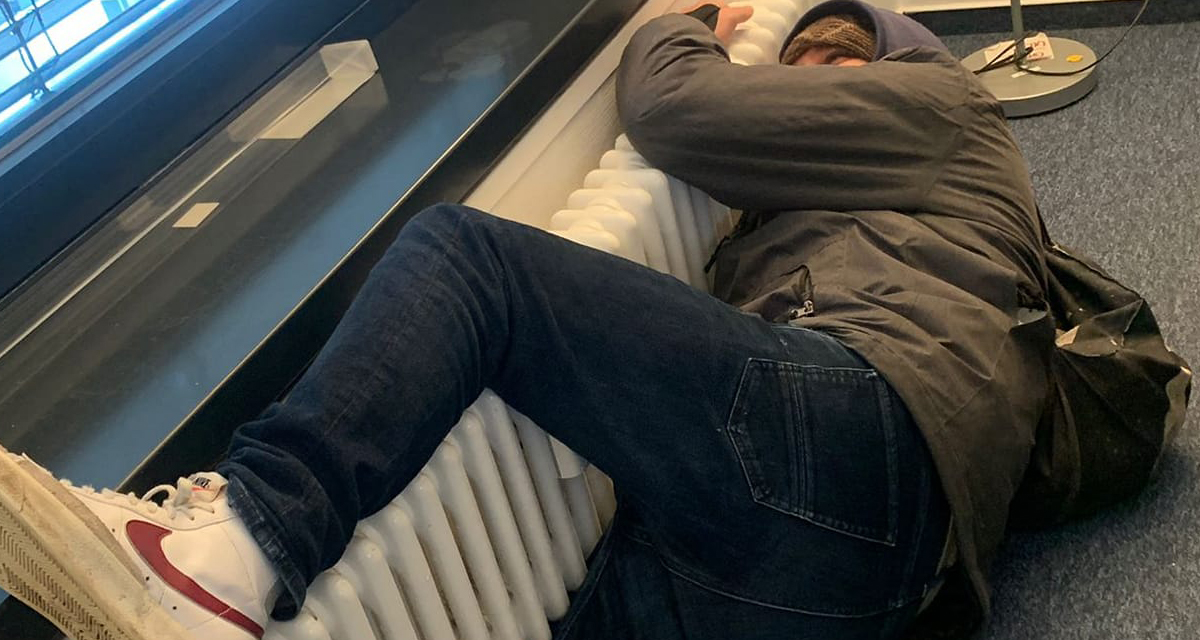 Berlino. "Fa troppo freddo". Emigrato italiano si sposa con un termosifone